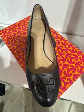 Tory Burch Black Leather Logo Cutout Ballet Flat